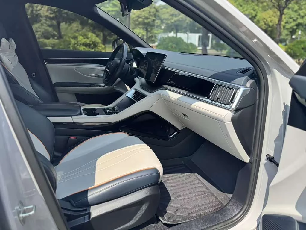 BYD Seal U Glory Edition EV 520km Luxury autogeorge.com | Mobile.bg � ����������� 11