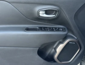 Jeep Renegade 4x4 benzin avtomat, снимка 9