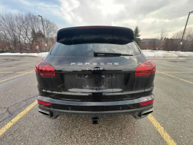 Porsche Cayenne * AWD 4dr * CARFAX * ОПЦИЯ ЗА ФИНАНСИРАНЕ, снимка 4