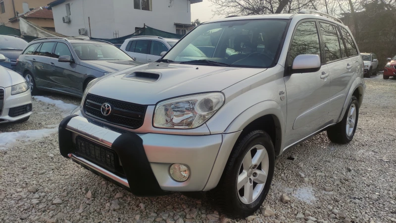 Toyota Rav4 2.0 D-4D FACELIFT, снимка 1 - Автомобили и джипове - 49303139