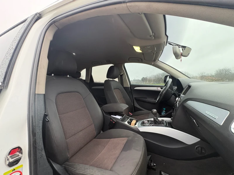 Audi Q5 AUDI Q5 2.0TDI РЪЧКА 2010, снимка 12 - Автомобили и джипове - 52893091