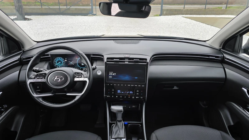 Hyundai Tucson 1.6 CRDI 48V * ГАРАНЦИОНЕН* , снимка 8 - Автомобили и джипове - 53315524