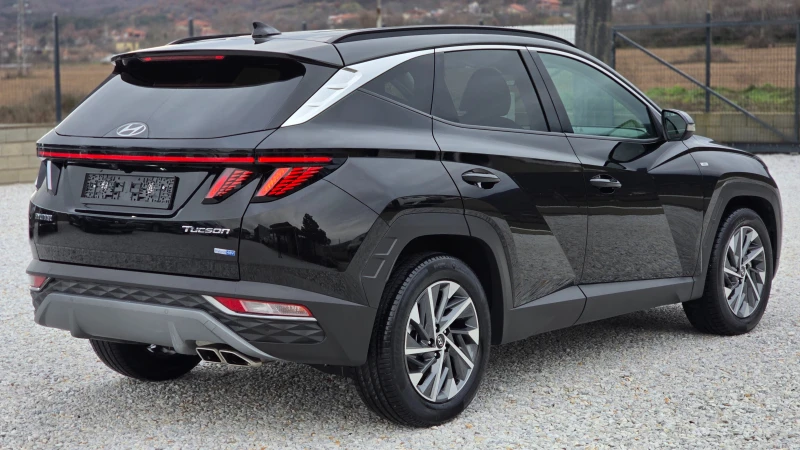 Hyundai Tucson 1.6 CRDI 48V * ГАРАНЦИОНЕН* , снимка 4 - Автомобили и джипове - 53315524