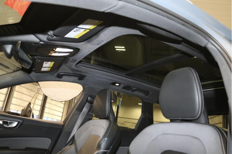 Volvo XC60 B6* R* DESIGN* HARMON* KARDON* LANE* ASSIST* МЪРТВ, снимка 14 - Автомобили и джипове - 53324047