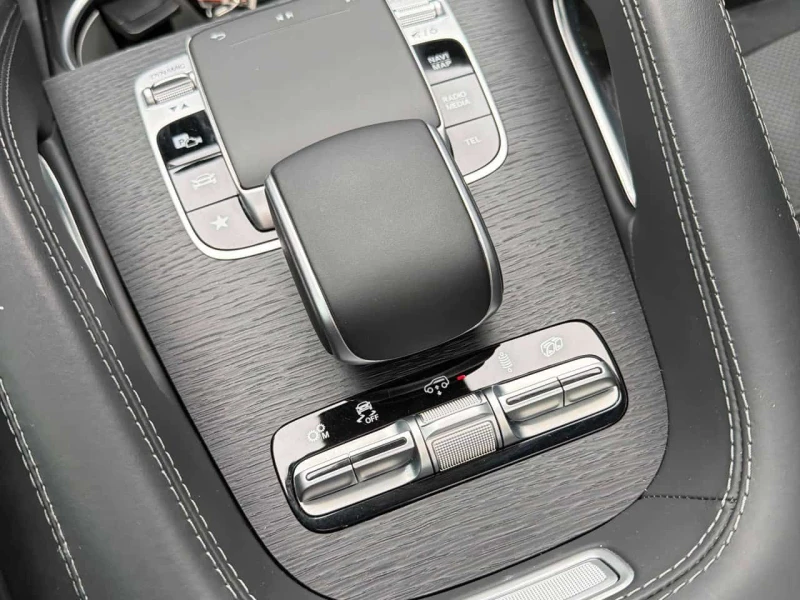 Mercedes-Benz GLE 53 4MATIC CARFAX /360/DIS/PANO/AMBIENT/BURMESTER, снимка 12 - Автомобили и джипове - 53581076