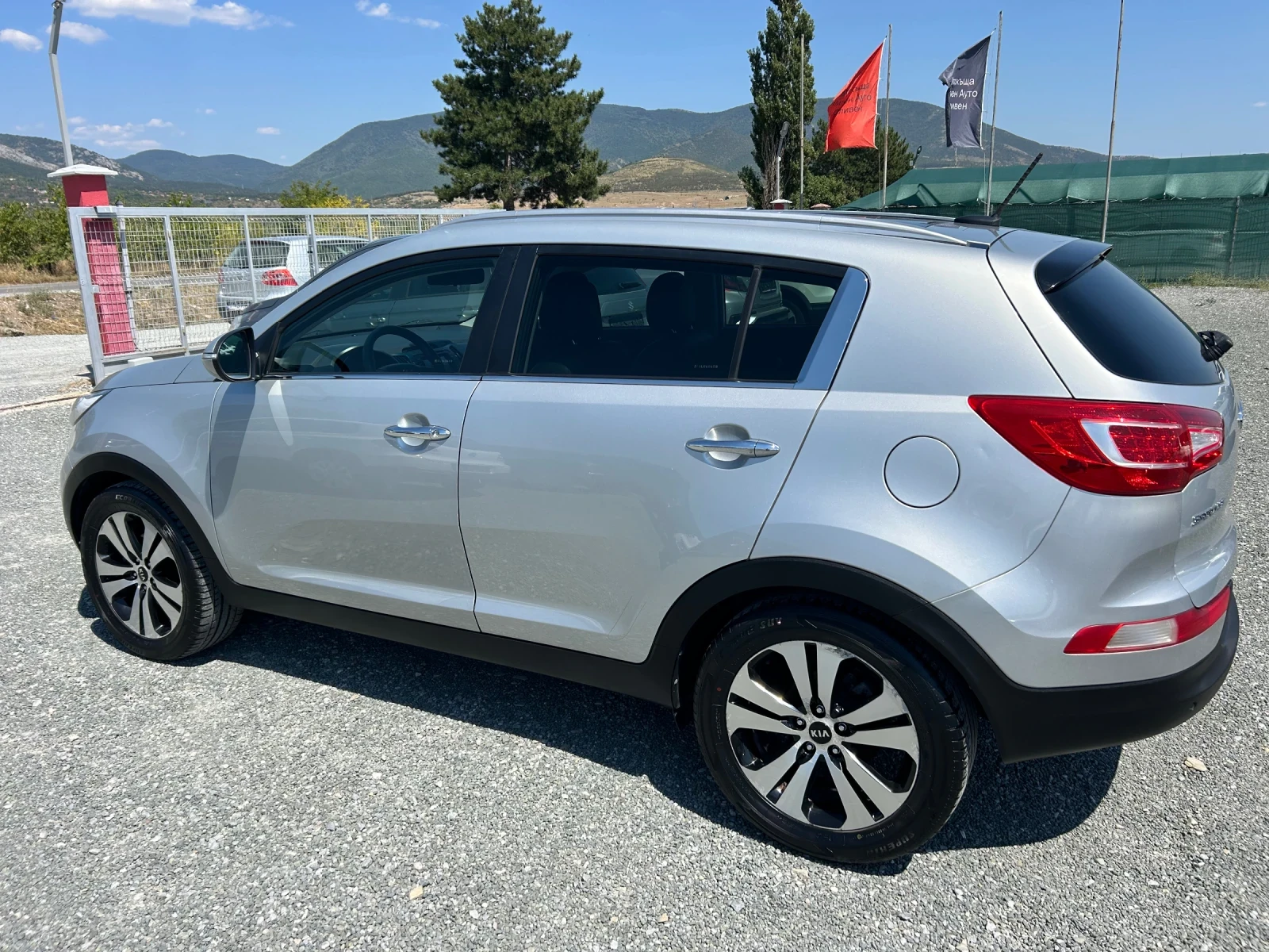 Kia Sportage (KATO НОВА) - изображение 8