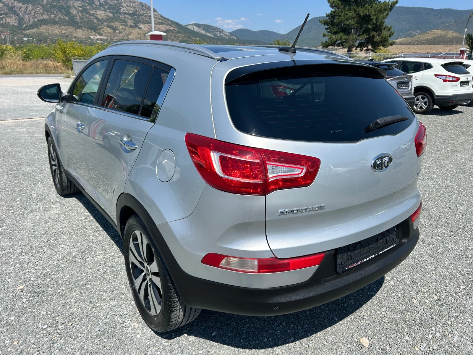 Kia Sportage (KATO НОВА) - изображение 7