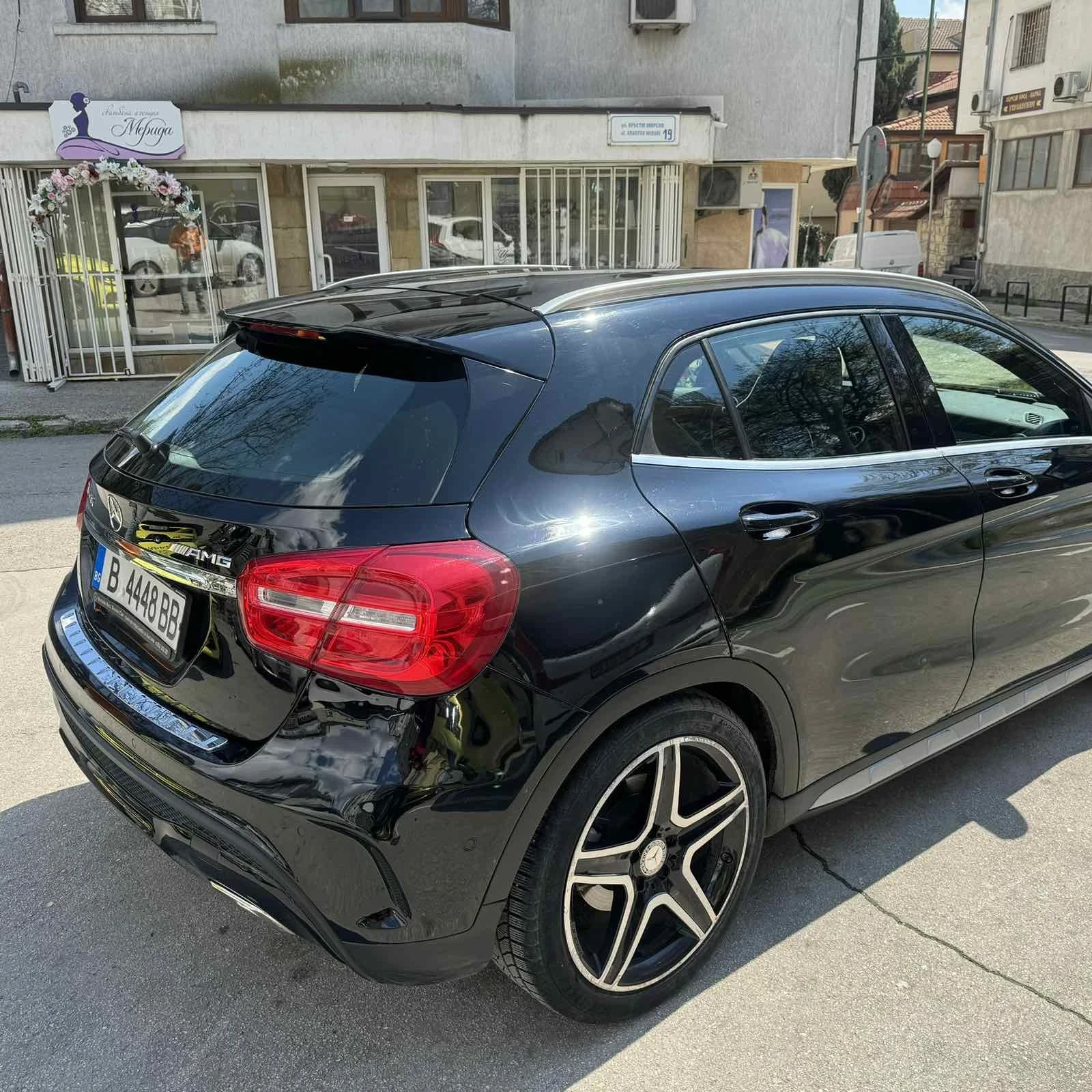 Mercedes-Benz GLA 200  - изображение 8