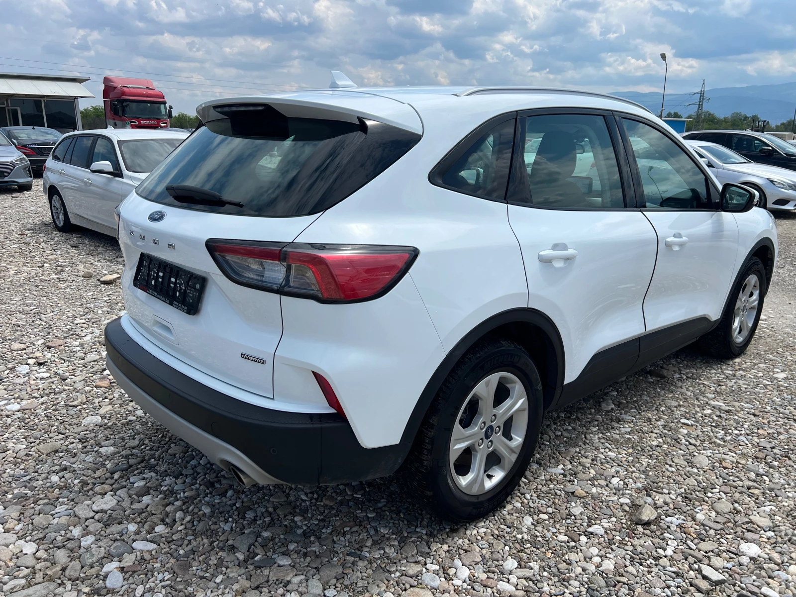 Ford Kuga 2.5 HYBRID - изображение 5