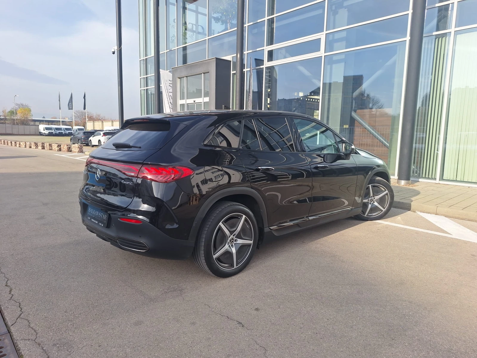 Mercedes-Benz EQE 500 4Matic SUV - изображение 2