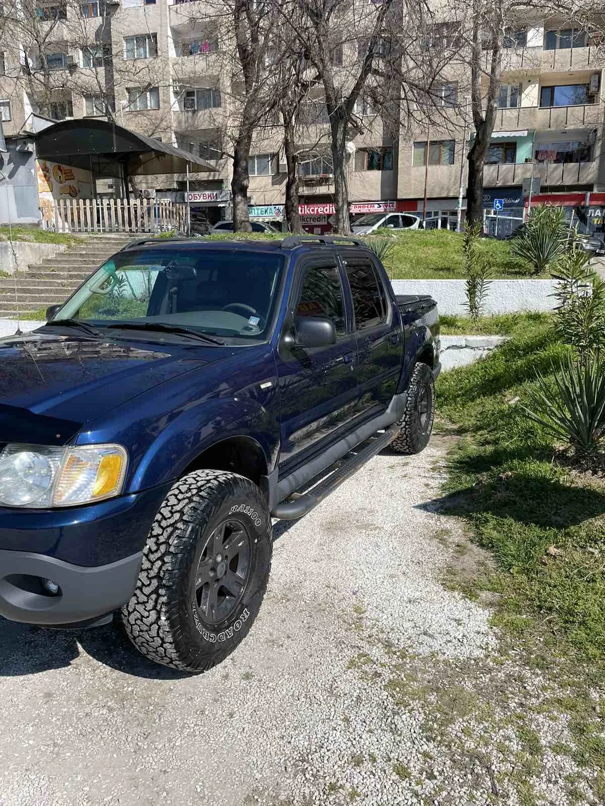 Ford Explorer Sport trac, снимка 2 - Автомобили и джипове - 54056435