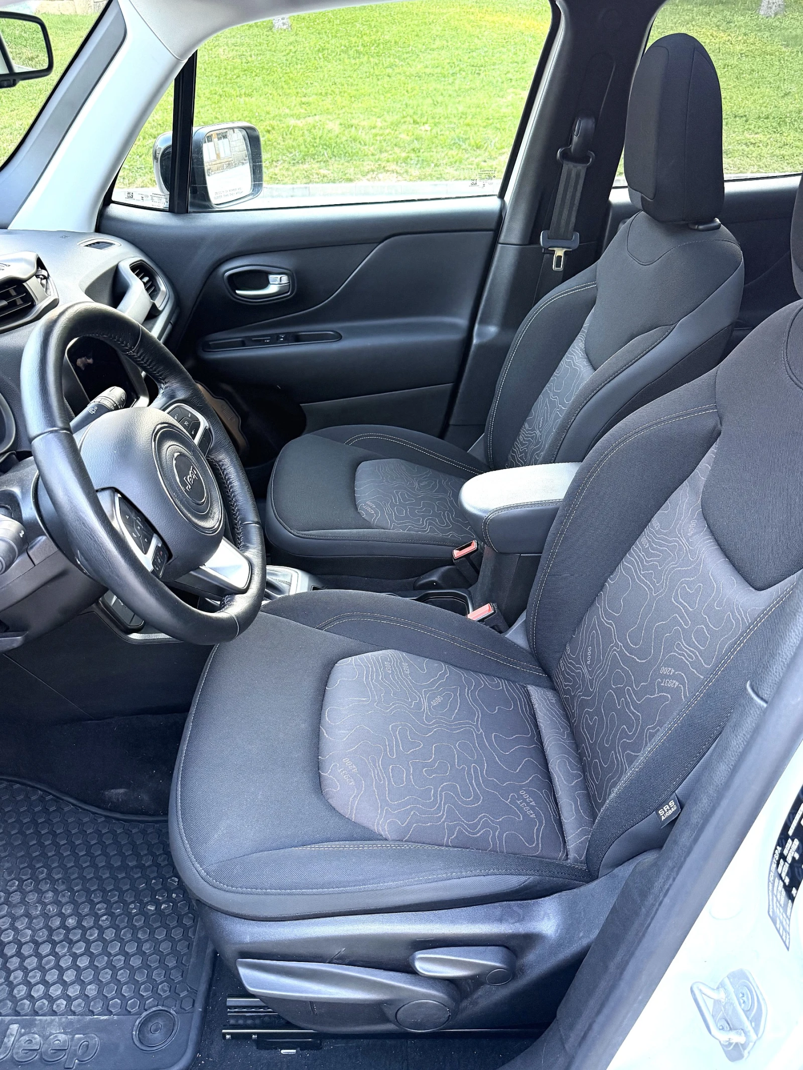 Jeep Renegade 4x4 benzin avtomat, снимка 7 - Автомобили и джипове - 54887025