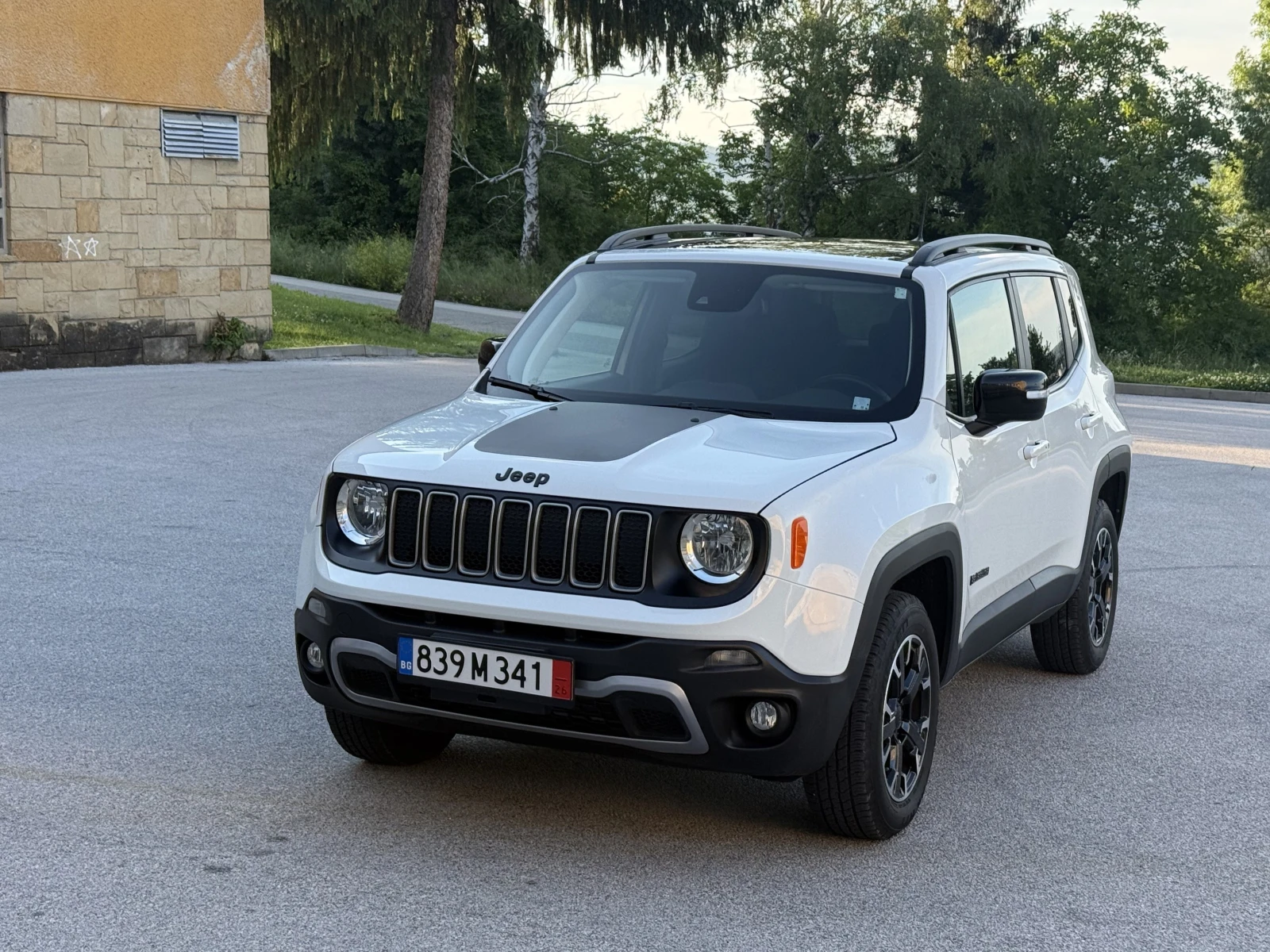 Jeep Renegade 4x4 benzin avtomat, снимка 4 - Автомобили и джипове - 54887025