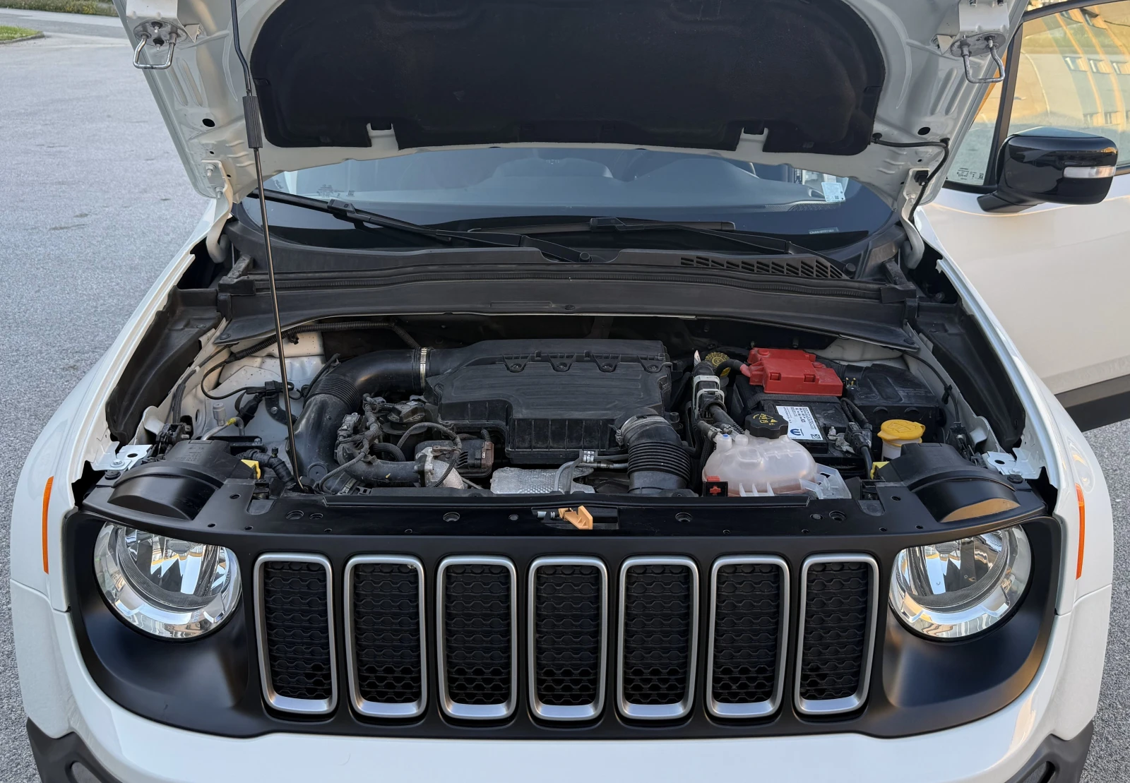 Jeep Renegade 4x4 benzin avtomat, снимка 8 - Автомобили и джипове - 54887025