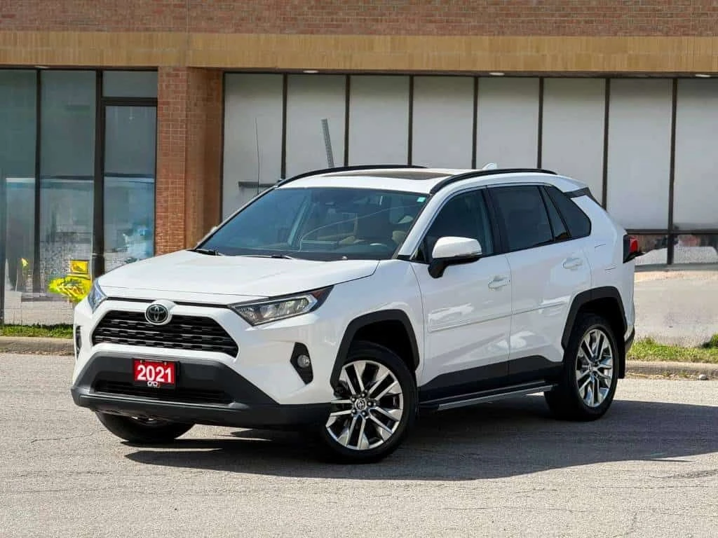 Toyota Rav4 XLE AWD  CARFAX