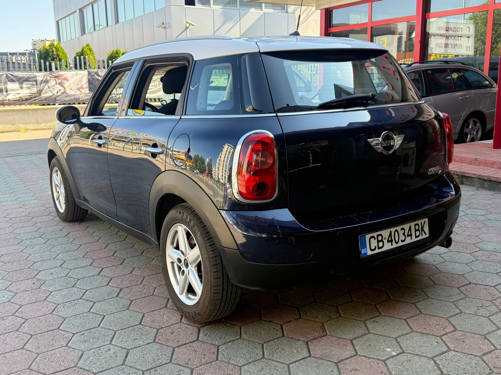 Mini Countryman, снимка 3 - Автомобили и джипове - 55471134