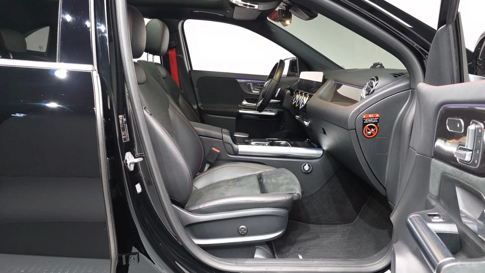 Mercedes-Benz GLA 45 AMG 4MATIC* DISTRONIC* ������* �������* HEADUP*  | Mobile.bg � ����������� 9