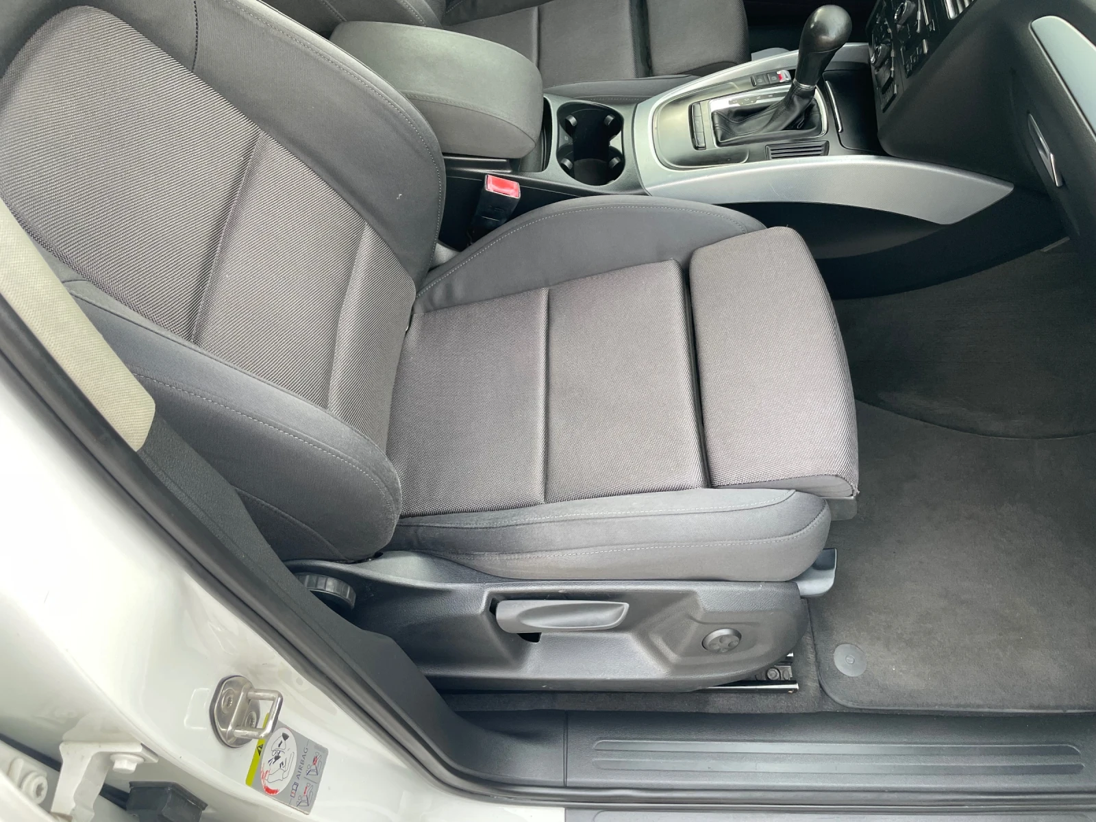 Audi Q5 2.0TDI LED AUTOMATIC 4X4 BI-XENON EURO5 | Mobile.bg � ����������� 14