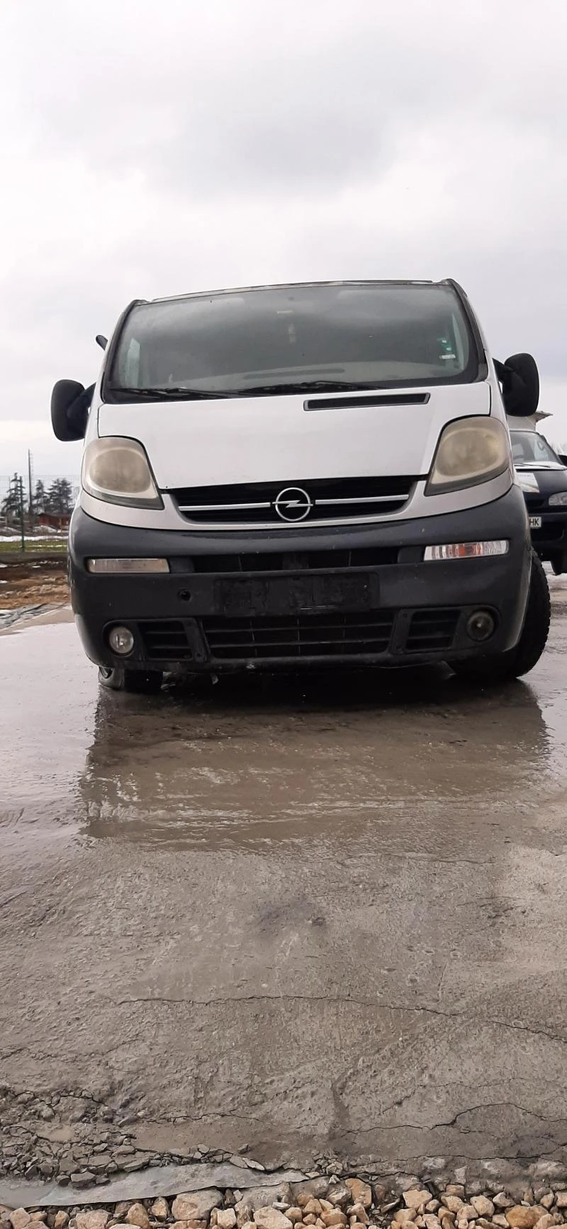 Opel Vivaro 2.5cdti, снимка 1 - Бусове и автобуси - 36040763