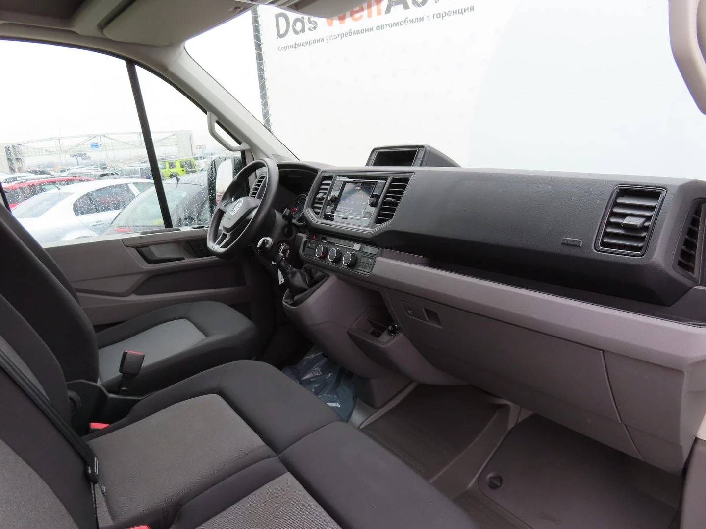 VW Crafter 35 Kasten M TDI 11.3 m3 предно - изображение 5
