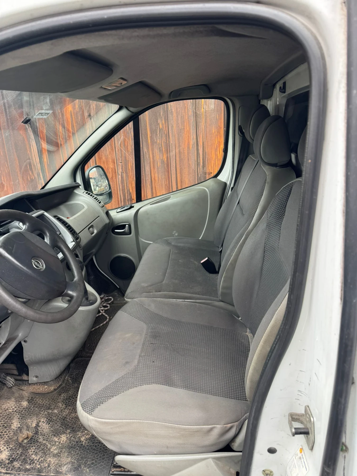 Opel Vivaro 2.0 D | Mobile.bg � ����������� 12