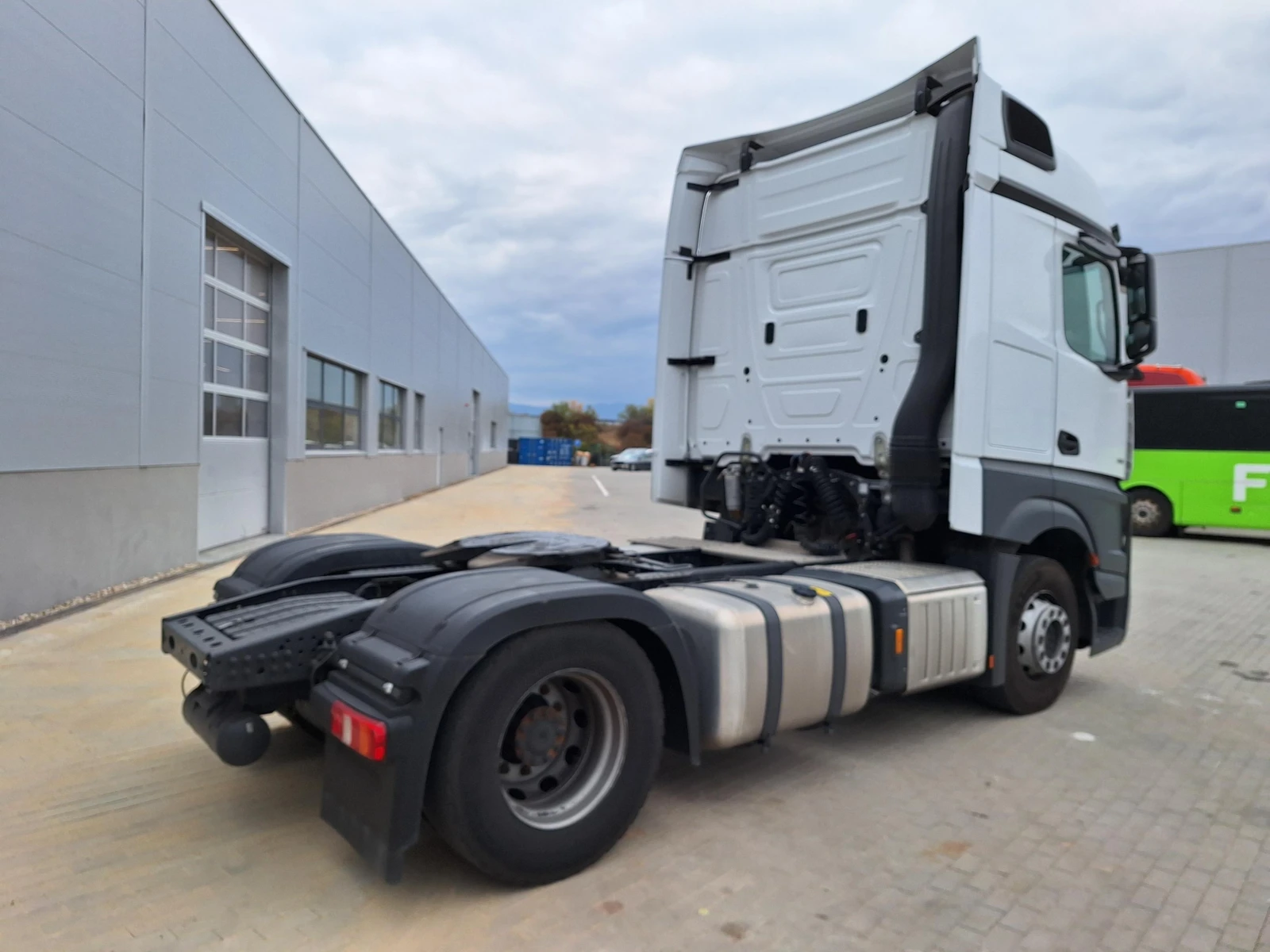 Mercedes-Benz Actros 1851 LS - изображение 4