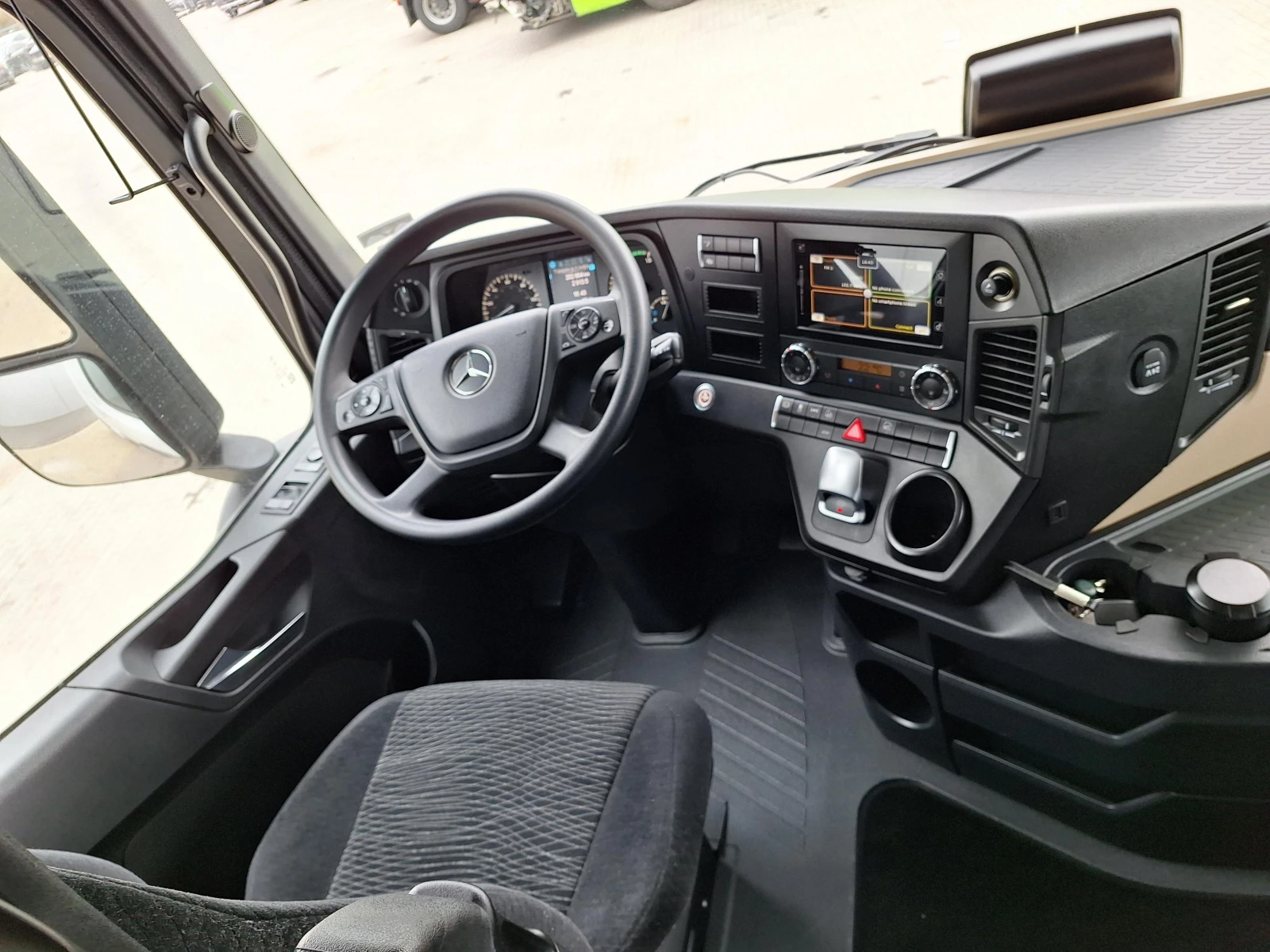 Mercedes-Benz Actros 1851 LS - изображение 8