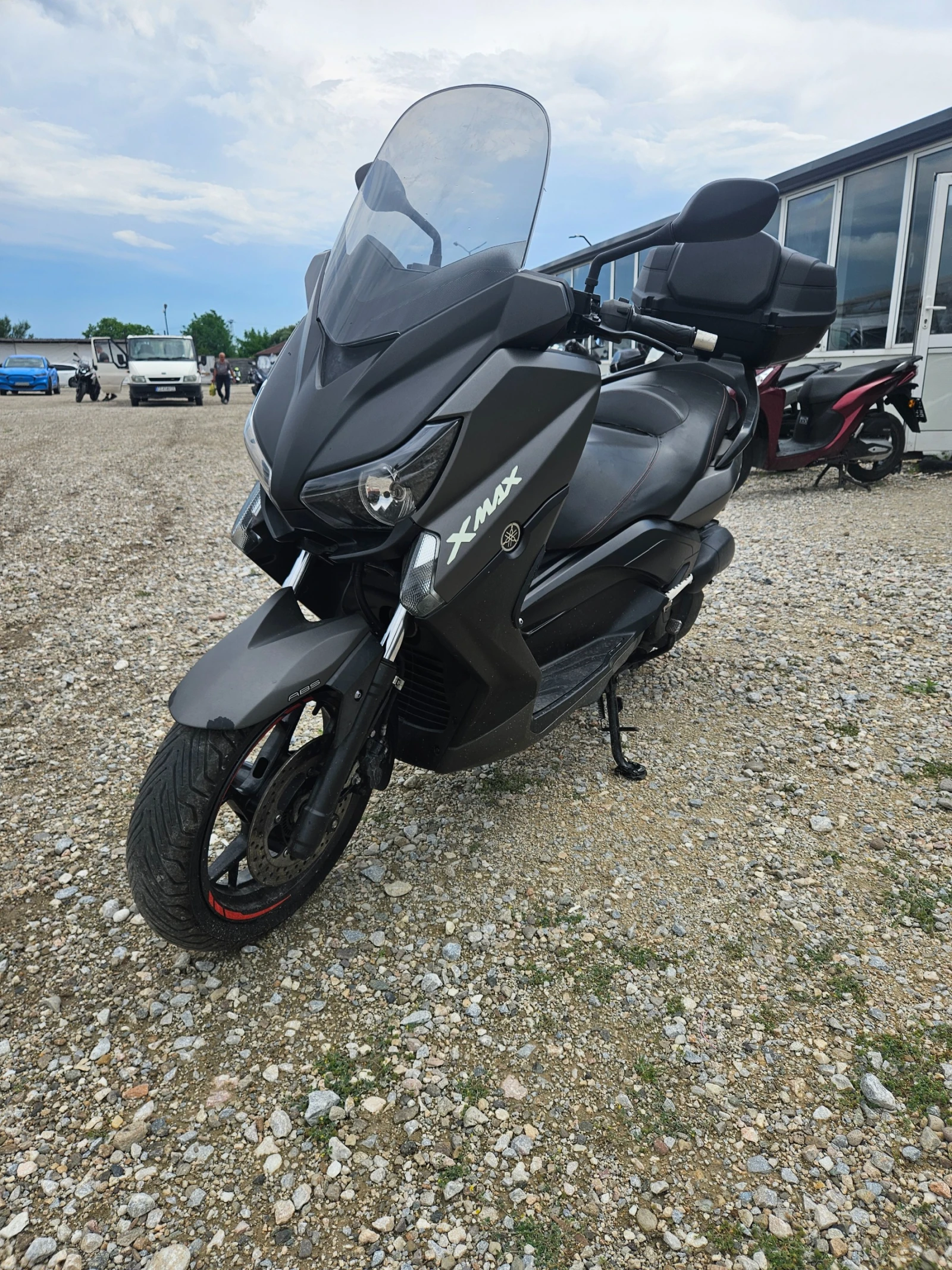 Yamaha X-max Лизинг Бартер, снимка 2 - Мотоциклети и мототехника - 54482161