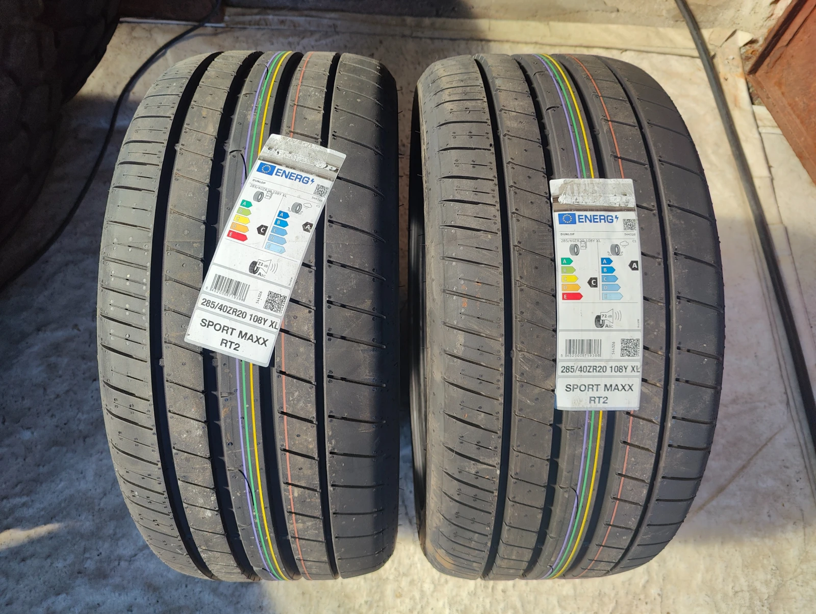 Гуми Летни 285/40R20, снимка 4 - Гуми и джанти - 54177998
