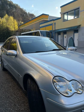 Mercedes-Benz C 200, снимка 7