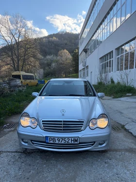 Mercedes-Benz C 200, снимка 1