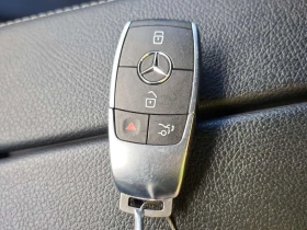Mercedes-Benz CLA 250 ПАМЕТ| ПАНОРАМА| 360| АМБИЕНТ| , снимка 17