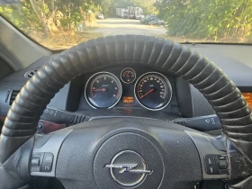 Opel Astra Комби, снимка 10