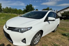 Обява за продажба на Toyota Auris 2.0 D4D ~15 999 лв. - изображение 1