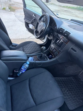 Mercedes-Benz C 200 - 3200 € / 6258.66 лв. - 68896539 4