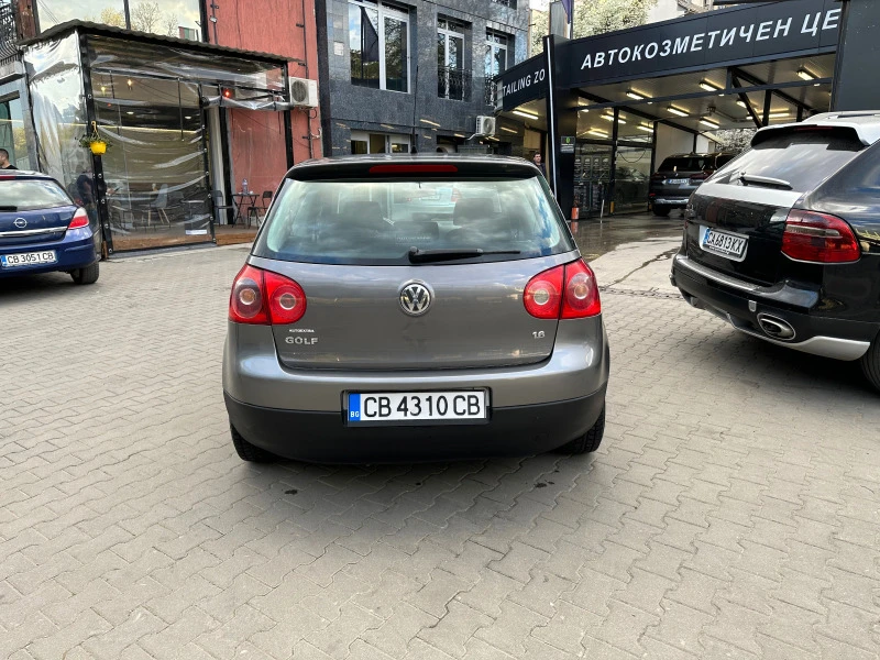 VW Golf 1.6i 102, снимка 6 - Автомобили и джипове - 45289199