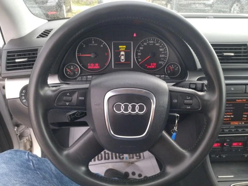 Audi A4 2.0TDI 140kc.6ck.NAVi, снимка 13 - Автомобили и джипове - 45454209