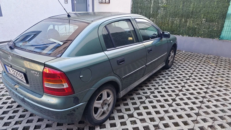 Opel Astra, снимка 3 - Автомобили и джипове - 47391794