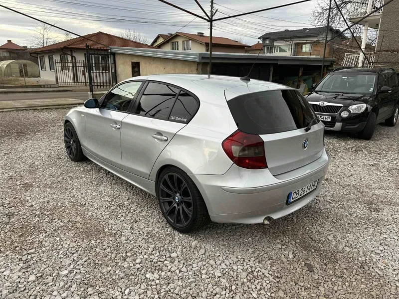 BMW 120 D, снимка 8 - Автомобили и джипове - 48681331