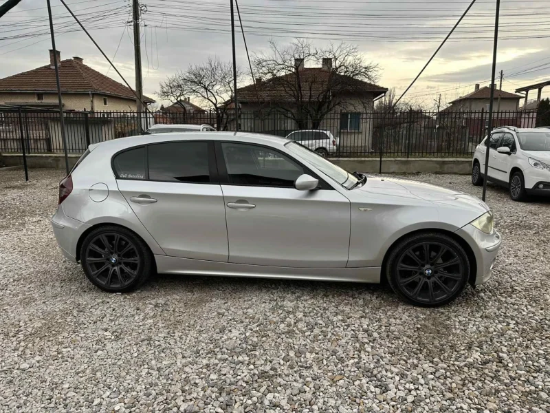 BMW 120 D, снимка 4 - Автомобили и джипове - 48681331