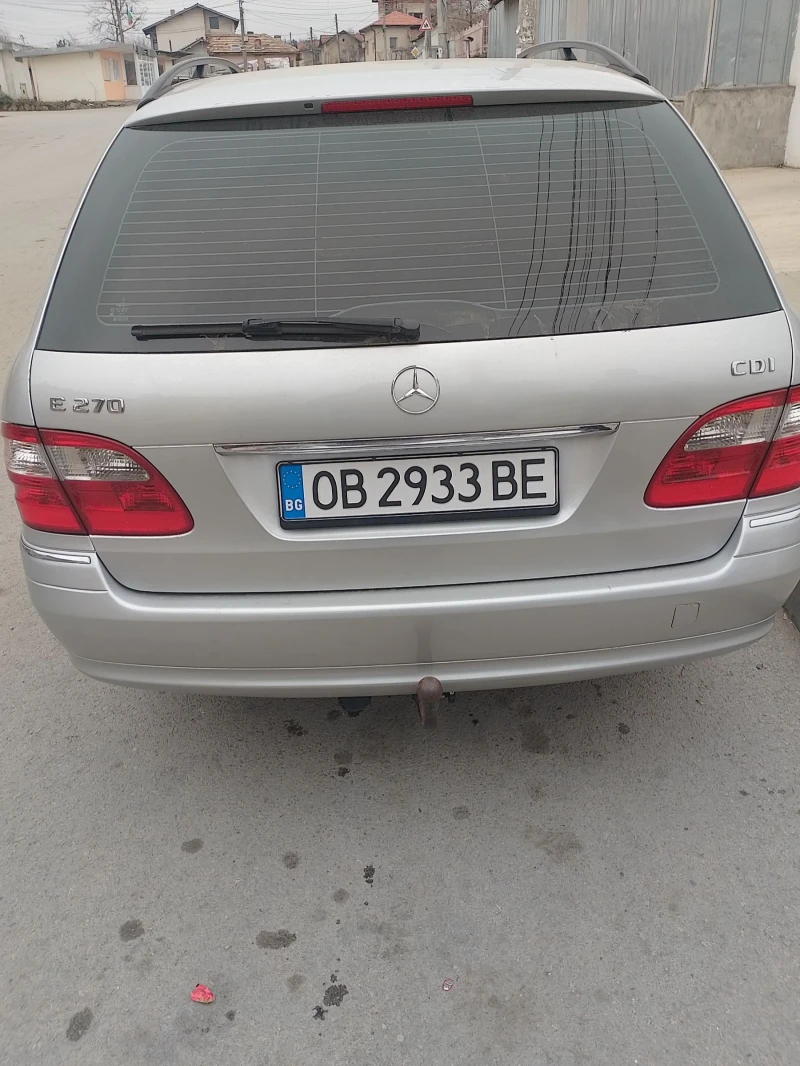 Mercedes-Benz E 270, снимка 9 - Автомобили и джипове - 49155298