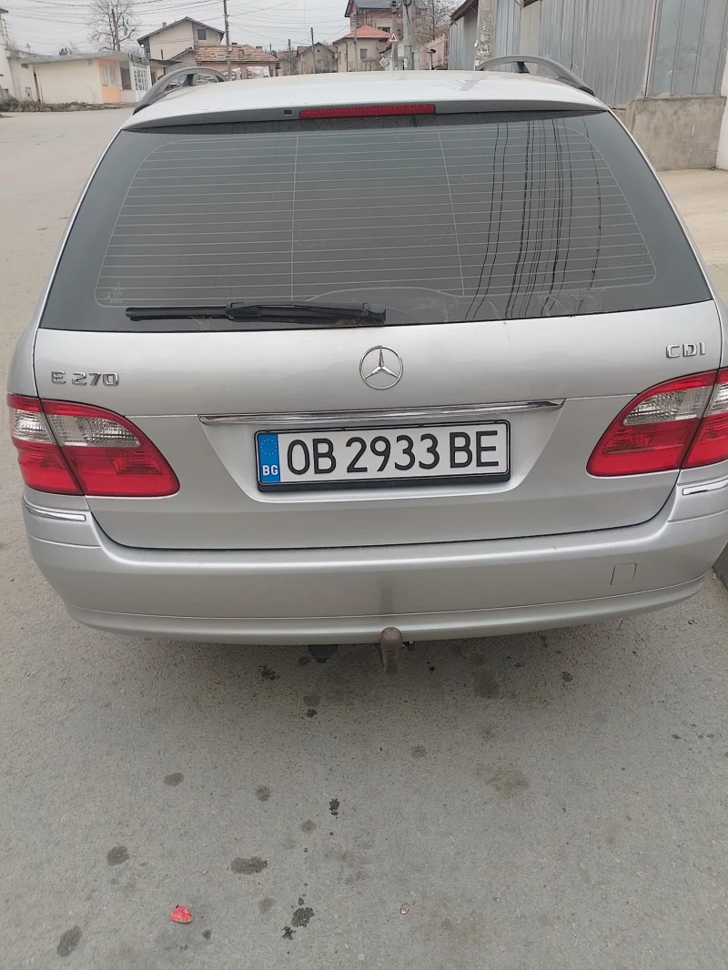 Mercedes-Benz E 270, снимка 11 - Автомобили и джипове - 49155298