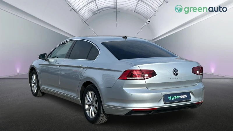 VW Passat VW Passat 2.0 TDi SCR DSG, Месечна вноска от 490 л, снимка 6 - Автомобили и джипове - 49184813