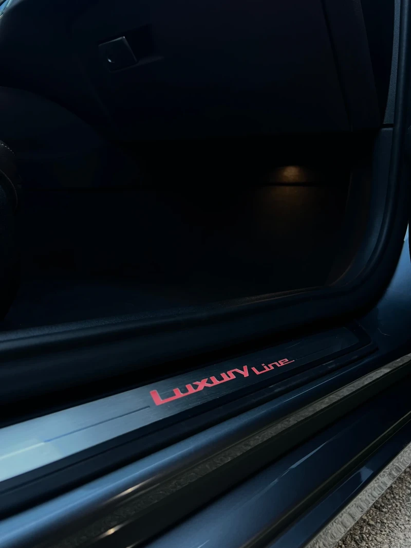 BMW 520 xDrive Luxury Line, снимка 17 - Автомобили и джипове - 52467266