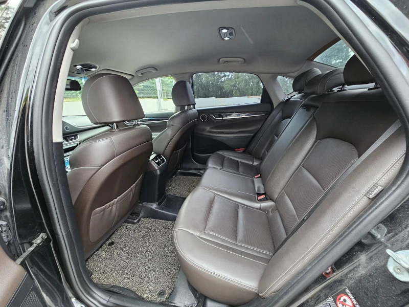 Hyundai Grandeur, снимка 16 - Автомобили и джипове - 51044829