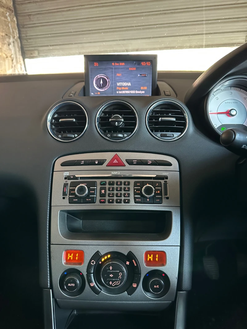 Peugeot 308, снимка 7 - Автомобили и джипове - 52798940