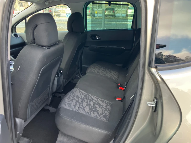 Peugeot 3008 1.6HDI* Allure* NAVI-PANORAMA, снимка 12 - Автомобили и джипове - 52906561