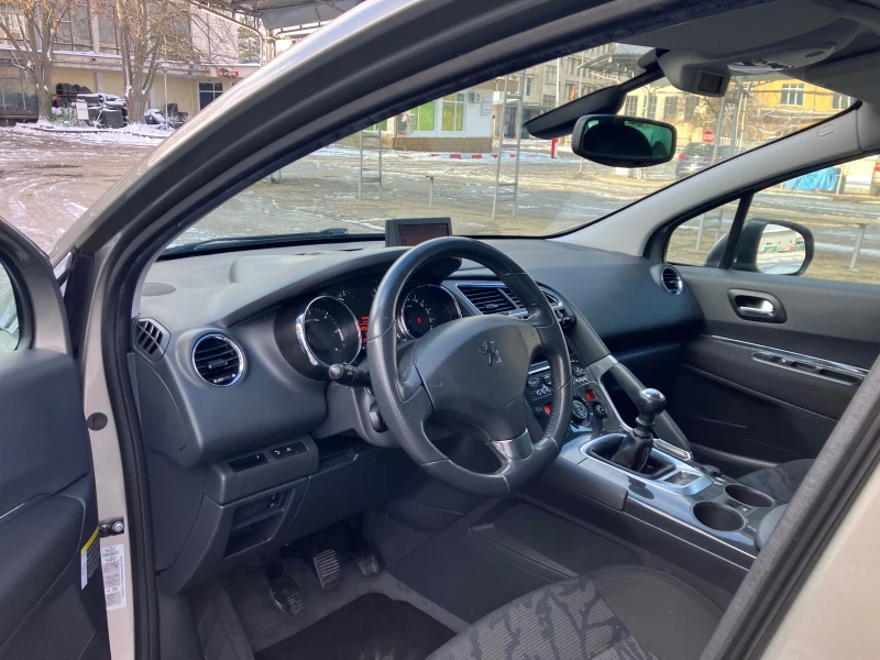 Peugeot 3008 1.6HDI* Allure* NAVI-PANORAMA, снимка 9 - Автомобили и джипове - 52906561