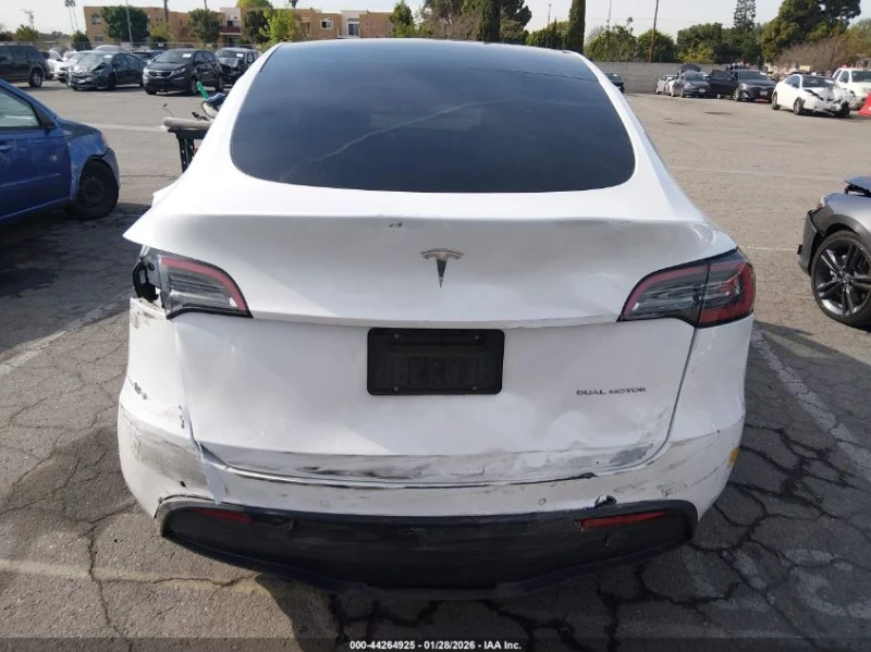 Tesla Model Y DUAL MOTOR, снимка 10 - Автомобили и джипове - 53508550