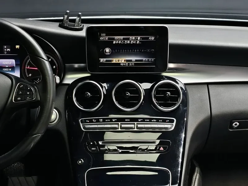 Mercedes-Benz C 200 2.0, снимка 16 - Автомобили и джипове - 54278023